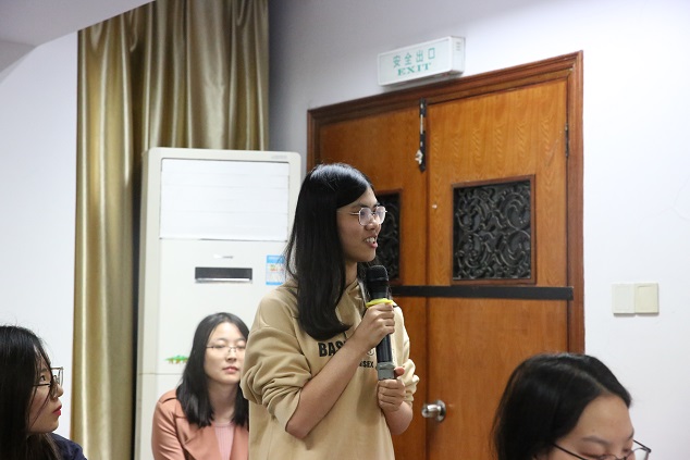 学员提问.JPG 学员提问.JPG